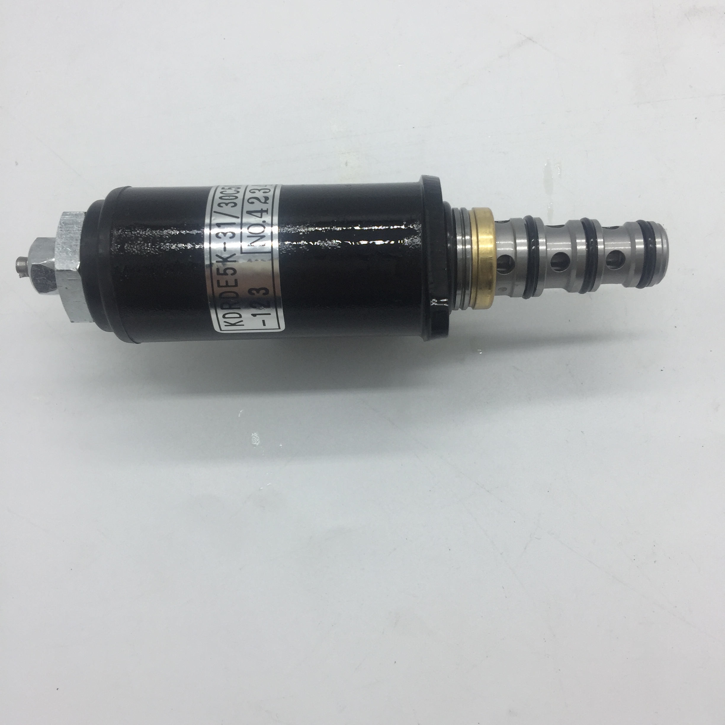 Клапан соленоида клапана соленоида 30C50-123 экскаватора YN35V00052F1 24V 12V