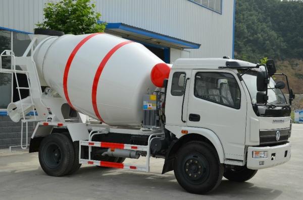 small concrete mixer truck 3-4m3