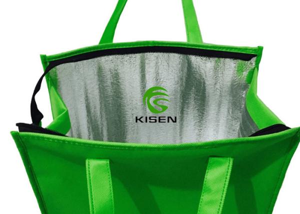 Non Woven Insulated Cooler Bags Green Color Customized LOGO For Picnic