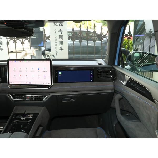 VW Tiguan L à essence 100 km Volkswagen Tiguan 4 cylindres SUV moyen