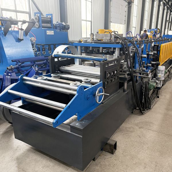 Full Auto Production Line Fast Change C To Z Roll Forming Machine with Auto Stacker