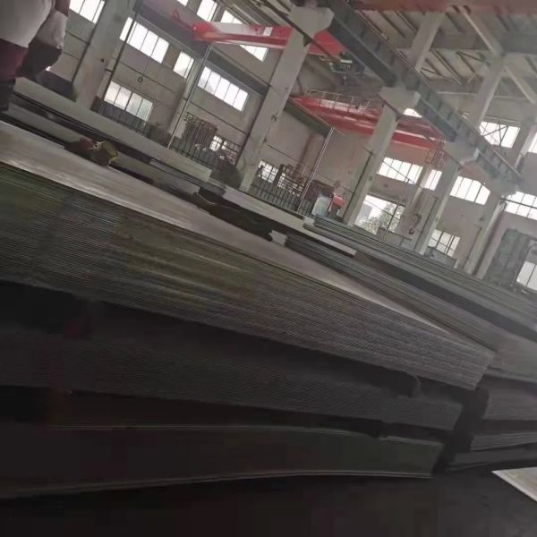 ISO Certified Hot Rolled Duplex 2205 Stainless Steel Plate with Superior Corrosion Resistance