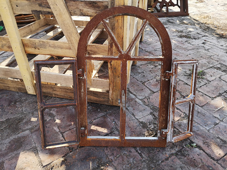 OEM Antique European Swing Open Cast Iron Windows H57.5xW38CM