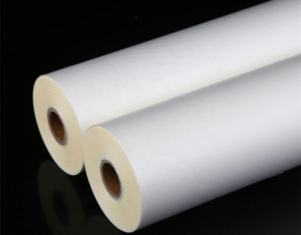derretimento quente do filme de 18 mic Matt Bopp Book Roll Laminating térmico para a impressão de empacotamento 3600m