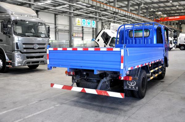 Light Duty 140HP 5-10T Hubei Tri-Ring SITOM 4x2 Cargo Truck,SINO Camions,Sino Truck