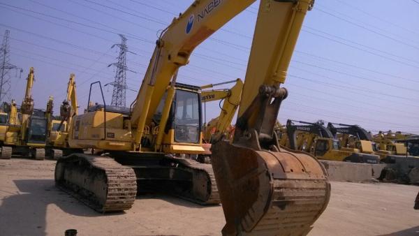 Used KOMATSU PC300-7 excavator
