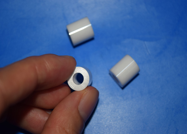 Advanced Industrial Ceramics Small Zirconia Ceramic Filtering Crucible Mini Size Alumna Refractory Crucibles