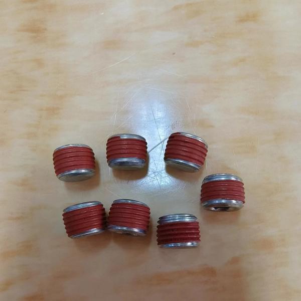 Parafusos revestidos con pegamento industrial antiaflojamiento, resistentes a la corrosión y a las vibraciones