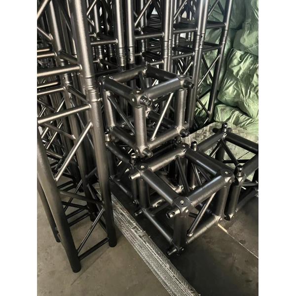 Système portable en aluminium noir pour les événements en plein air