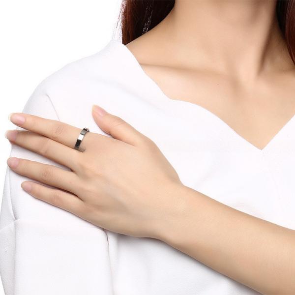 Women Stainless Steel Flat Rings Silver / Rose Gold / Gold Plated Polished Stackable 4mm