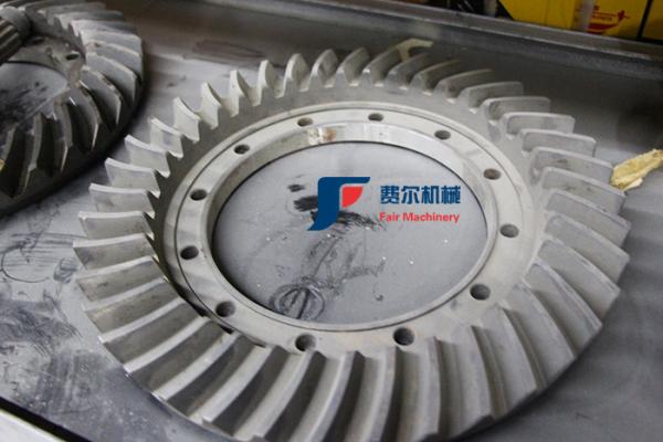 Steel XGMA Loader Parts 49A0058 YJSW315-6-14L & Guide Wheel Seat 53A0037 YJSW315-6-20C