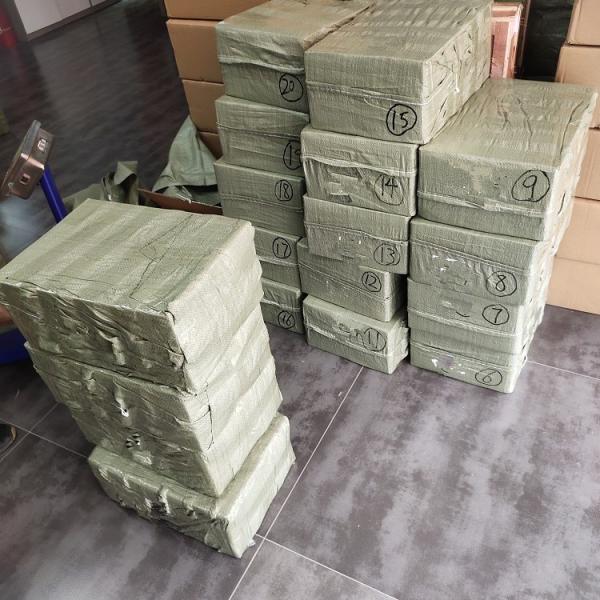 Steel 6735-61-2220 4D102 Cylinder Head Cover