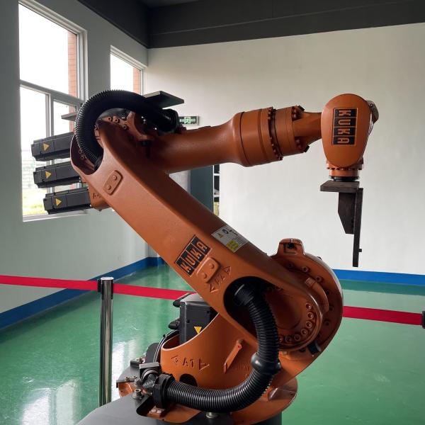 Used KUKA Robots KR16 Wall Mount 6 Axis Arc Welding Robots, Assembly Robots, Electron Beam Welding Robots