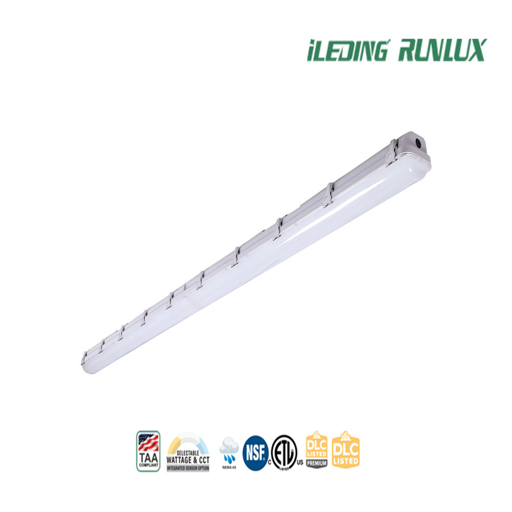 110 Degree Gray Polycarbonate LED Vapor Tight Light with 140lm/W Efficacy