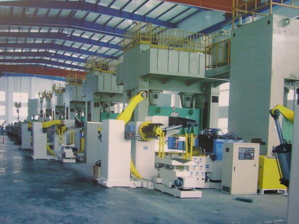 PPGI Coil Feeder Machine 50Hz 3ph 3 In 1 Feeders Punching Press Machine