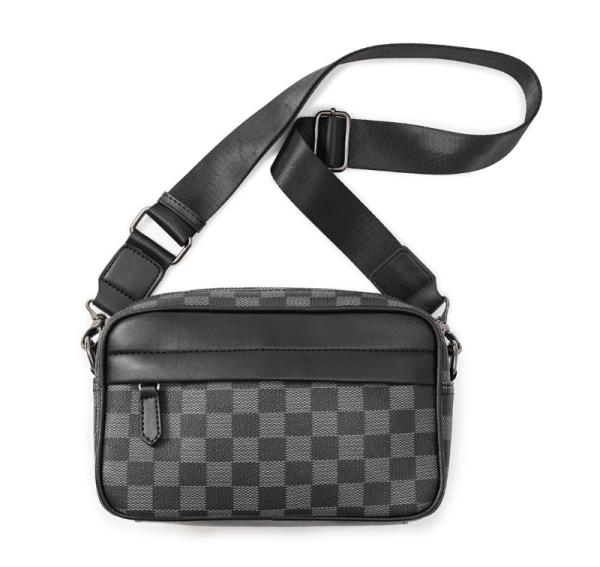 Men's Casual Checkered Messenger Bag Waterproof Dacron Lining and Fashionable Design