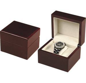 Gloss Arcuated Lid Slik Screen Logo Black Wooden Watch Box