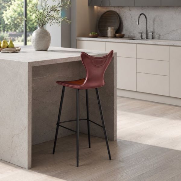 Regenerated High Back Leather Bar Stool With Black Metal Legs For Bistros