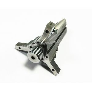 Hitachi SKD61 Collapsible Core for Precision Injection Mould with 0.01mm Tolerance