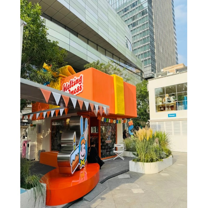 Custom Street Decor & Installation Factory | Thematic Urban Placemaking for Trendy Districts & Outdoor Malls