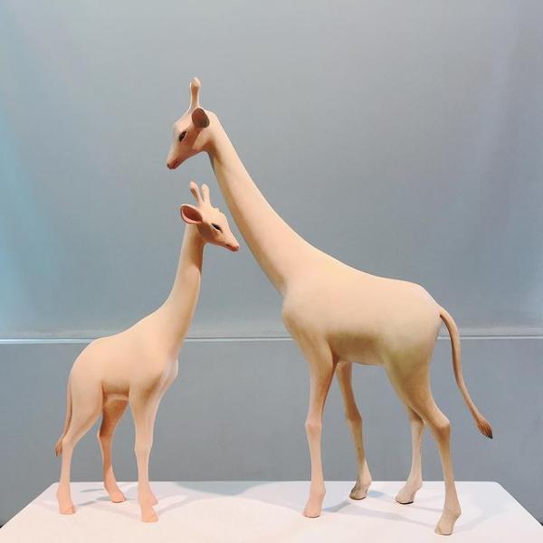 OEM Large Wooden Carved Animals Sculpture Exhibition No Damage