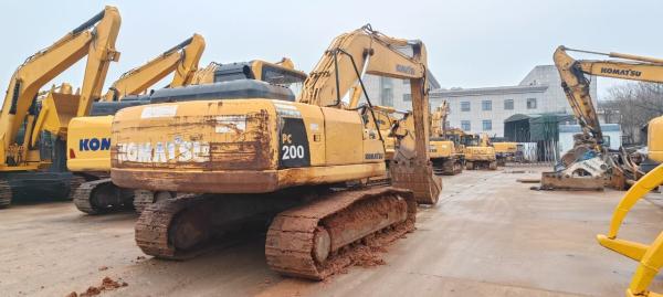 Second Hand Pc200-8 Komatsu 20 Ton Crawler Excavator Used komatsu pc200 Excavator