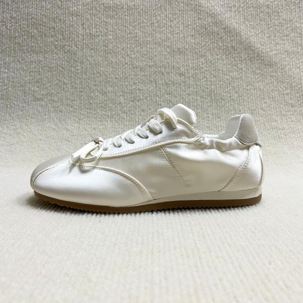 Women casual silk shoes with cotton make white color and low-cut