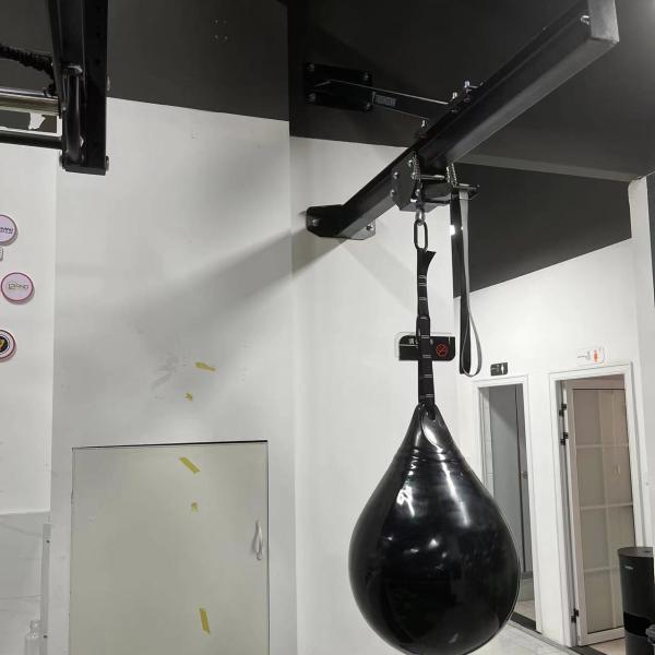 Movable Wall Mount Punch Bag Bracket Pull Up Bar Hanging Punching Bag Stand