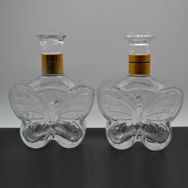 Logo Printing Can Custom Crystal White Alcohol in 0.5L Butterfly Shaped Glass Bottle