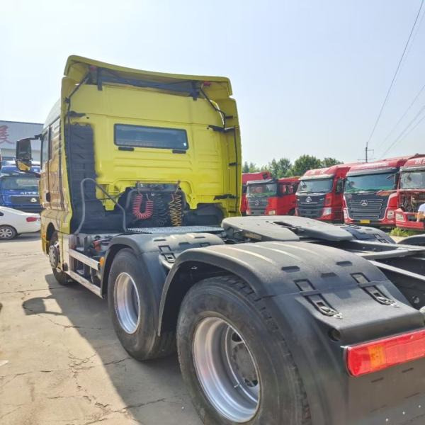 430hp Used Tractor Trailer Sinotruk Howo C7 10 Wheels
