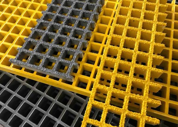 Piso industrial de alumínio de 900 mm com espaçamento de barra de 1 polegada