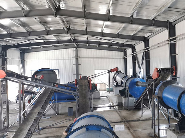 Небольшое размером с органическое удобрение делая обработку позема гранулятора диска