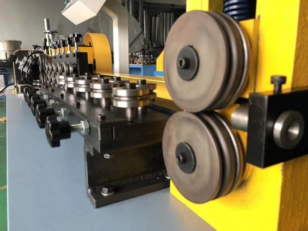 Corte limpo de endireitamento de Chipless da máquina de corte do fio de cobre de alumínio da tubulação