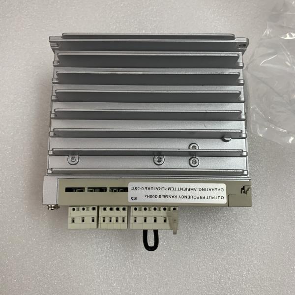 Yaskawa SGDM-04 ADA Industrial Servo Drives 50/60HZ 1PH 5.5/2.8A NOUVELLE