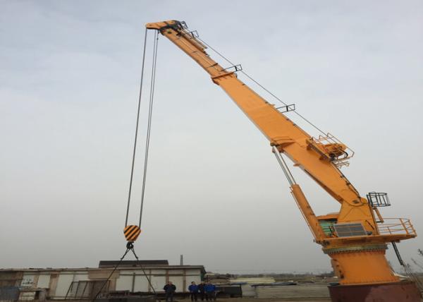 Marine Pedestal Ship Crane with Heavy Duty, Easy Maintenance, Overload Protection
