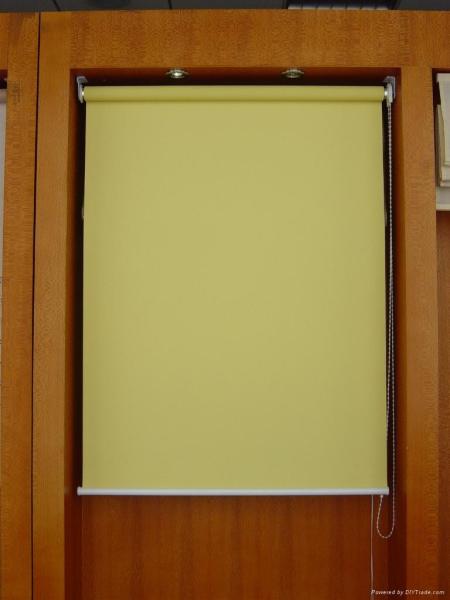 Manual 100% polyester Jacquard fabric roller blinds for windows with aluminum toprail