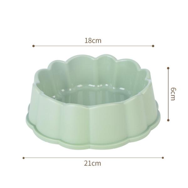 Trendy Flower-Edge Pet Bowls - Modern Design for Stylish Pet Owners