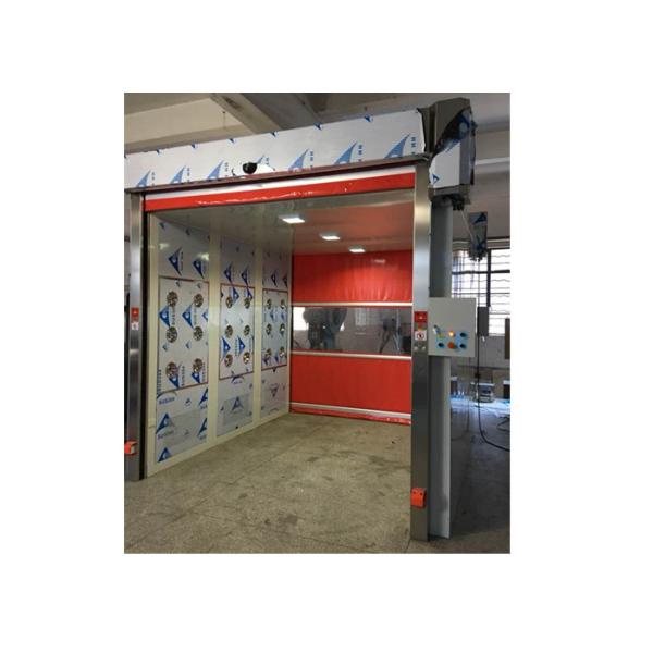 Большой ливень воздуха груза с креном - вверх по дверям шторки/камере чистой комнаты