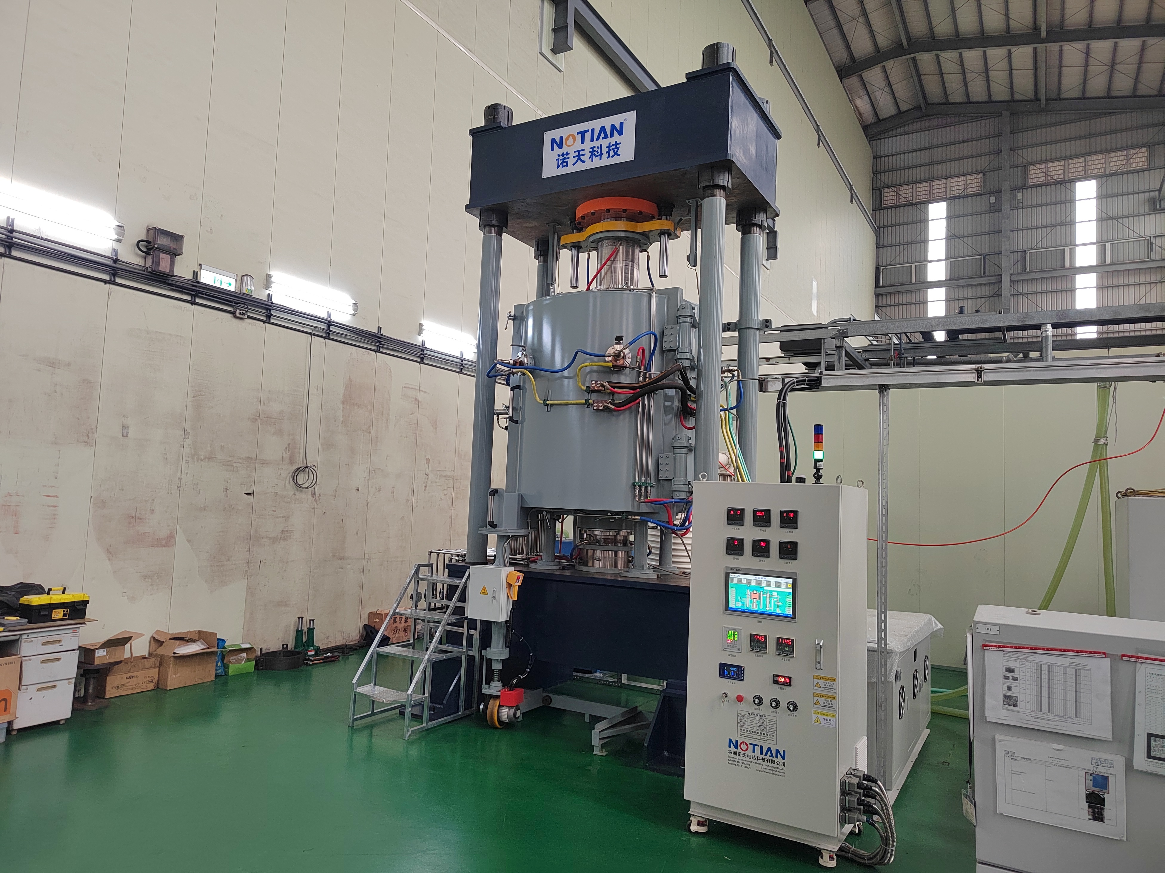 PLC Controlled Inert Gas Protection Hot Press Furnace for Diamond Copper 