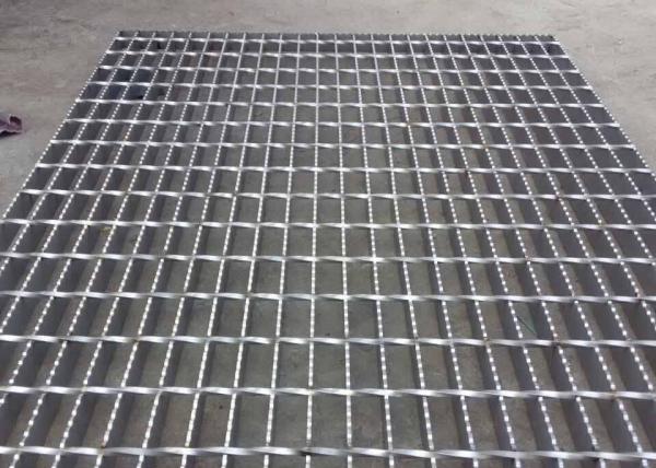 SS Grating Twisted Bar Steel Floor Grating 6 x 6mm Plain Bar 32mm x 5mm