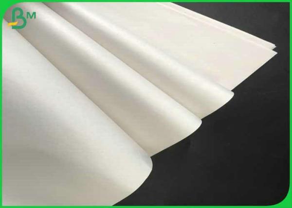 Folha branca deslocada do papel do papel de jornal do papel de impressão 680*1000mm do AA da categoria da polpa de madeira do Virgin 45gsm 48.8gsm
