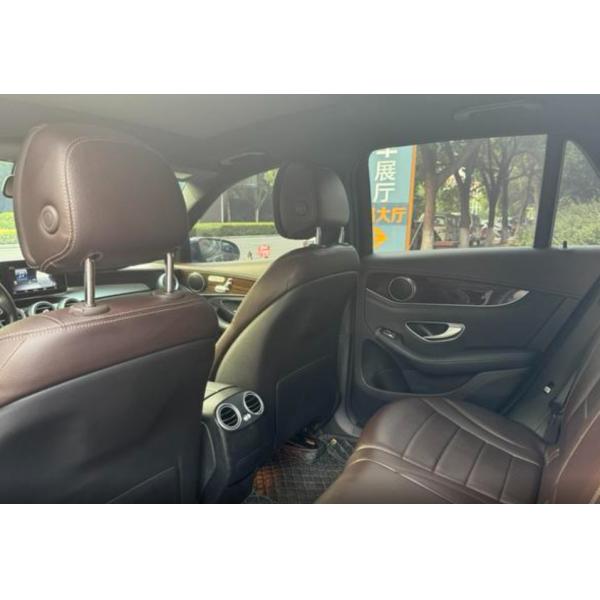 Движение на четырех колесах SUV Использованный бензиновый автомобиль Benz Glc 260