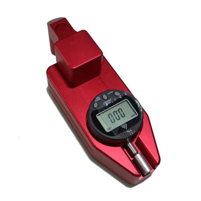 Um calibre de espessura chave 20cm x 7cm x 8cm da marcação da estrada da detecção