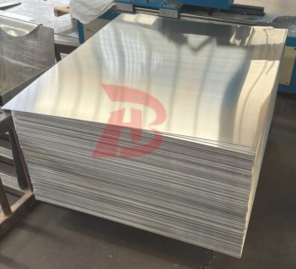 Fornecedores de alumínio China Fábrica por grosso Chapa de alumínio 1060 1100 O H12 H14 Chapa de alumínio