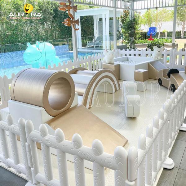 Indoor Kids Soft Play Equipment Commercial Golden And White Kids Party Center