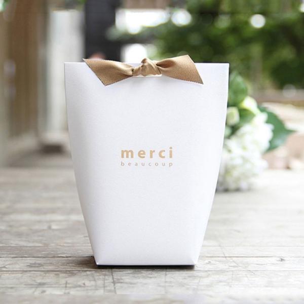 le cadeau de empaquetage de papier de bijoux du carton 250g met en sac l