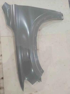 Geely Xingyue 1 guarda-roupa cinza-prateada feita de chapa de aço e liga de alumínio para bloquear a lama e melhorar o desempenho