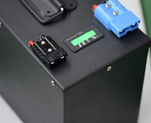 Metal Case Deep Cycle 12V 200AH LiFePO4 Marine Battery