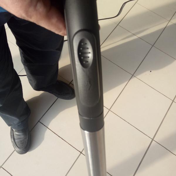 Пылесос рюкзака батареи использующий энергию для цвета супермаркета/гостиницы желтого