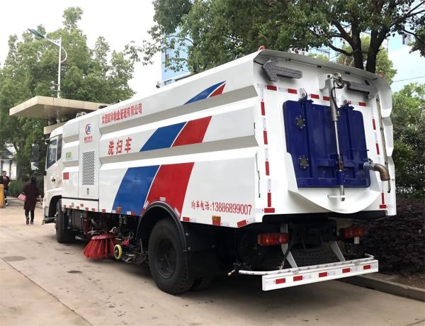 12 Cubic Meter Street Cleaner Truck , Combined Road Washing Truck With Vacuum Sweeping / Water Cleaning